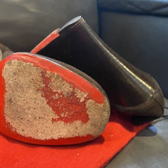 ADORABLE brown suede lace up Louboutin Red Bottom COPMFORTABLE booties 38 1/2 - Picture 3 of 9